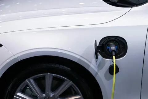 Automotive Industry Accelerates Electric Vehicle Expansion